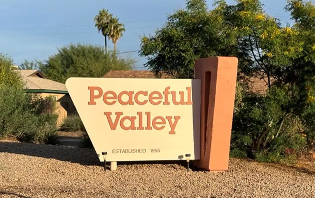 peacefull valley neighborhood sign